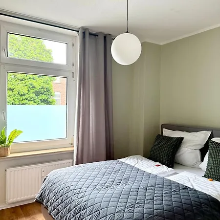 Altbautraum nah DDorf Köln 2 Zimmer 3 Gäste NEU Apartment *