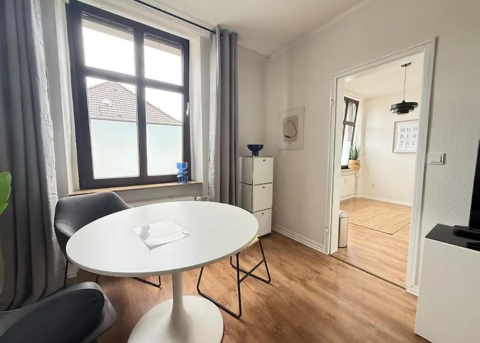 Altbautraum Nah Ddorf Koeln 2 3 Gaeste Neu Appartement